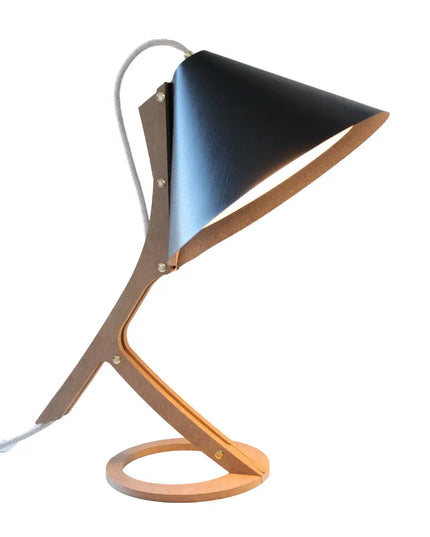 Lampe à poser Silence en cuir noir bois brut