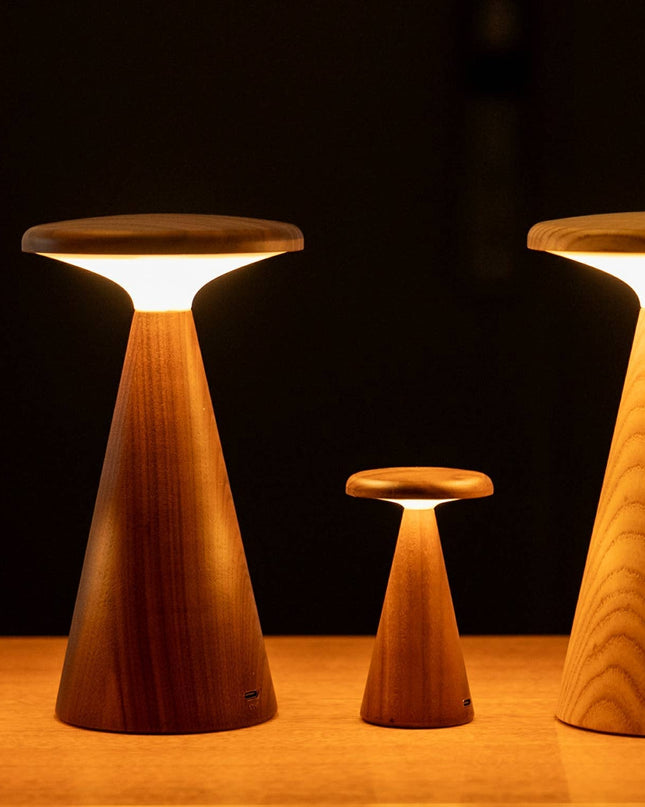 Lampe de table Sylva: Mini Noyer