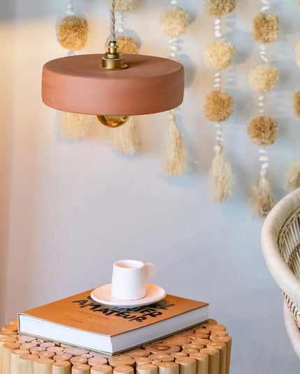Suspension en terre cuite ocre S